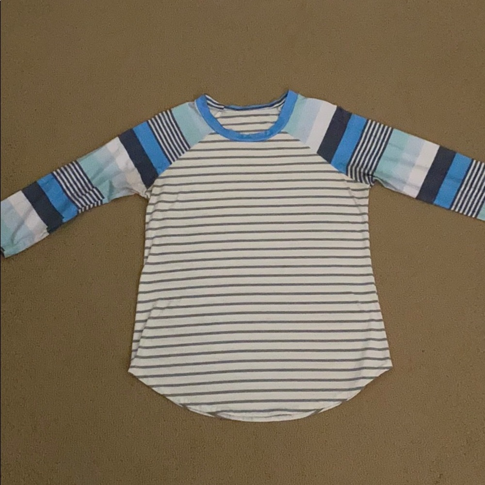 3/4 sleeve, striped shirt